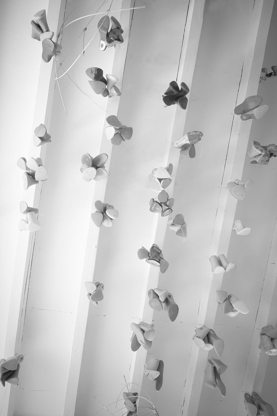 Photo inspiration noir et blanc atelier chaussure - La Ligne Numérotée - Fabrication Italie - Made in Italie 